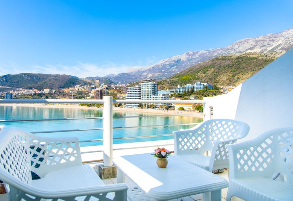 App 05 One Bedroom Sea View, Obala Ponta 4*