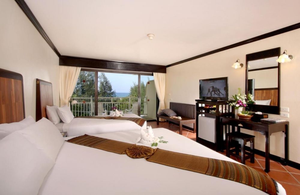 Penthouse Suite, The Front Village 3*