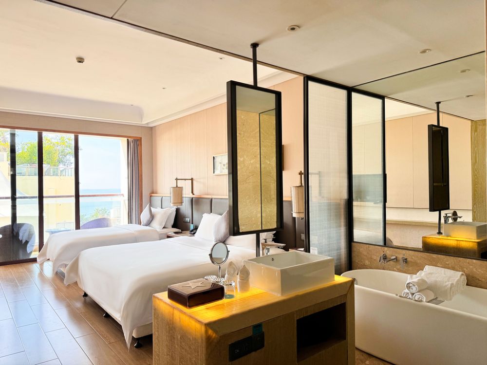 Family Room With Balcony , Sanya Harman Resort 5*