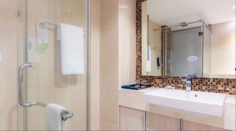 Deluxe, Shilat Avenue Pattaya Hotel (ex. Centara Life Avenue) 4*
