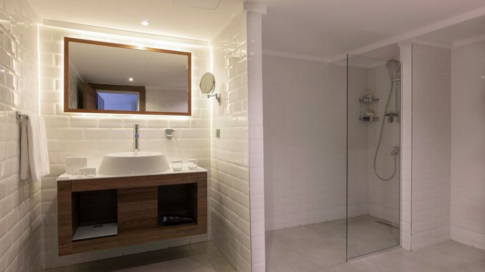 Suite SV, Design Plus Seya Beach 5*