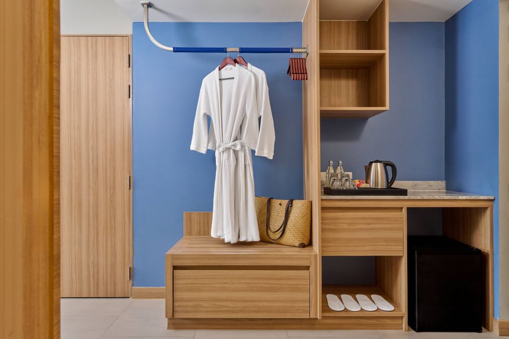 Privilege Corner Room, Mercure Phuket Patong Journeyhub (ex. Journeyhub Phuket Patong) 4*