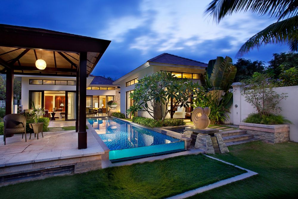 Two Bedroom Pool Villa, Grand Metropark Resort Sanya 5*