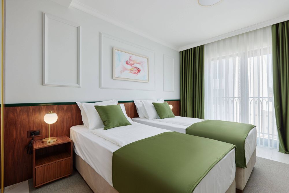 Standard with extra bed, Diplomat 4*