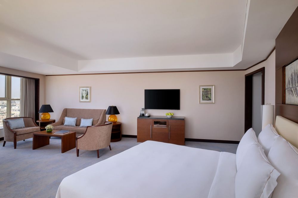 Business Suite, Grand Millennium Dubai 5*