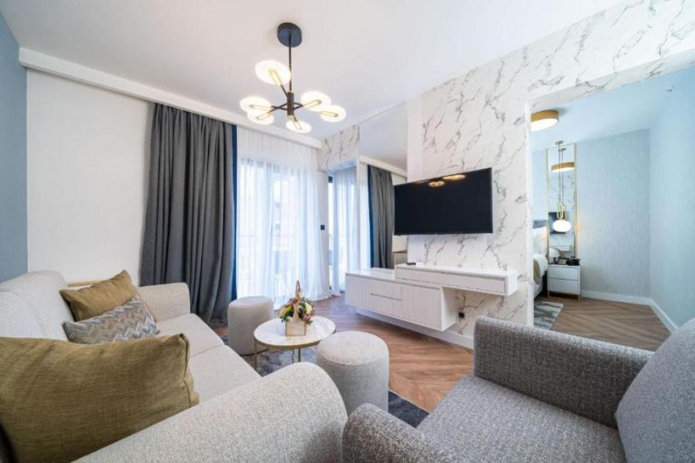 Superior Suite, Millennium 4*