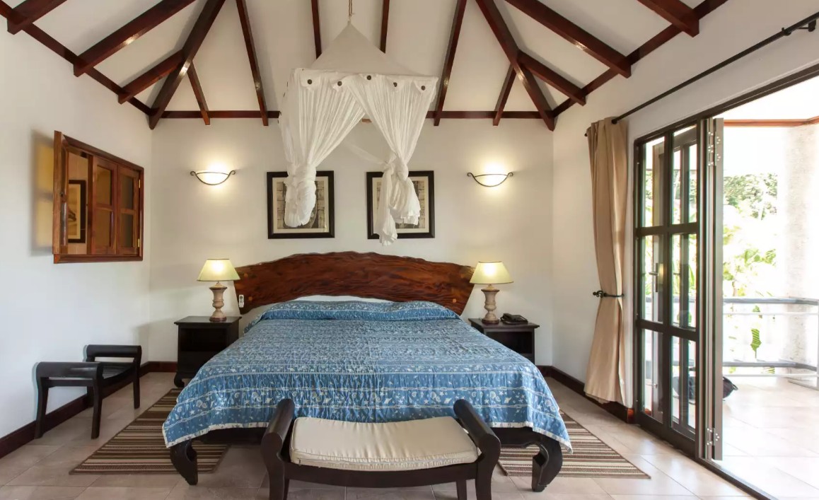 Superior Room, Chateau St Cloud 3*