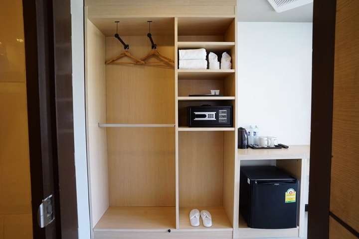 Deluxe Triple Room, Beston Pattaya 4*