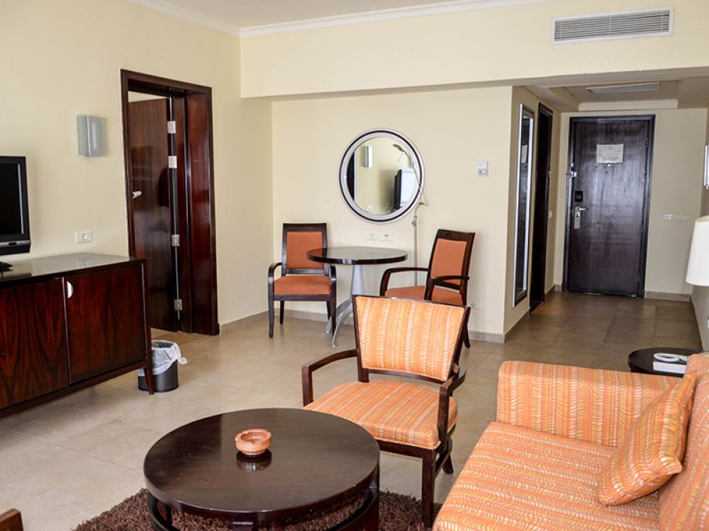 Mountainside Diamond Suite Pool view (ex.Diamond Pool View Suite), Doubletree By Hilton Sharm Bay Resort Mountain Side 4*
