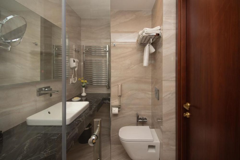 Panorama, KMM Hotel 4*
