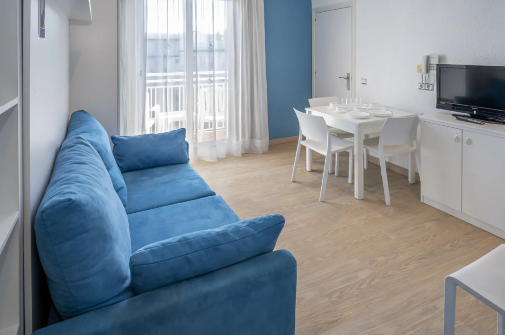 Apartment 2/4, GHT Balmes Apartments & Splash (Calella) 3*