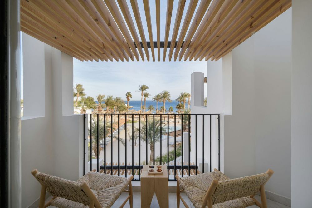 Deluxe, Serry Beach Resort 5*