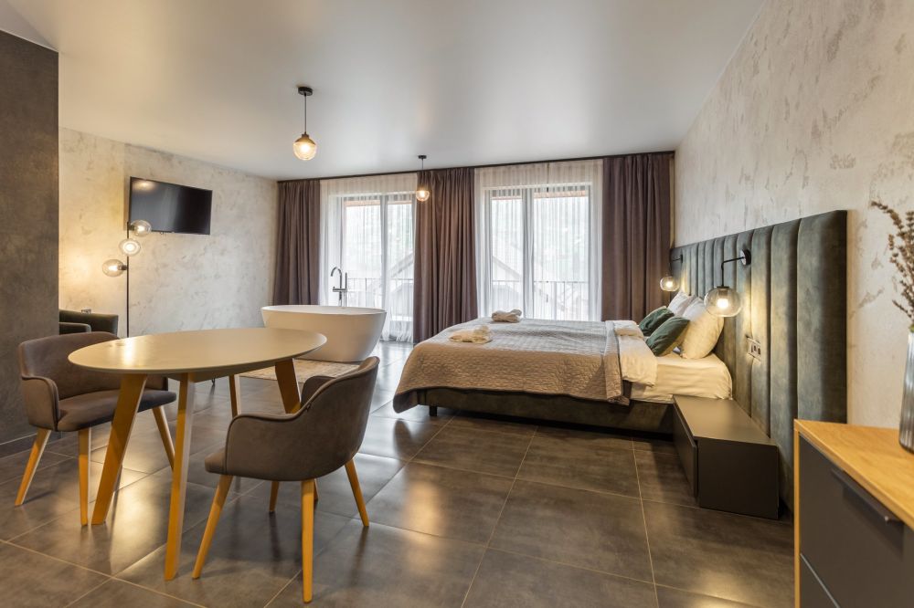 Апартаменты стандарт с балконом | корп. В, Phoenix Relax Park 4*