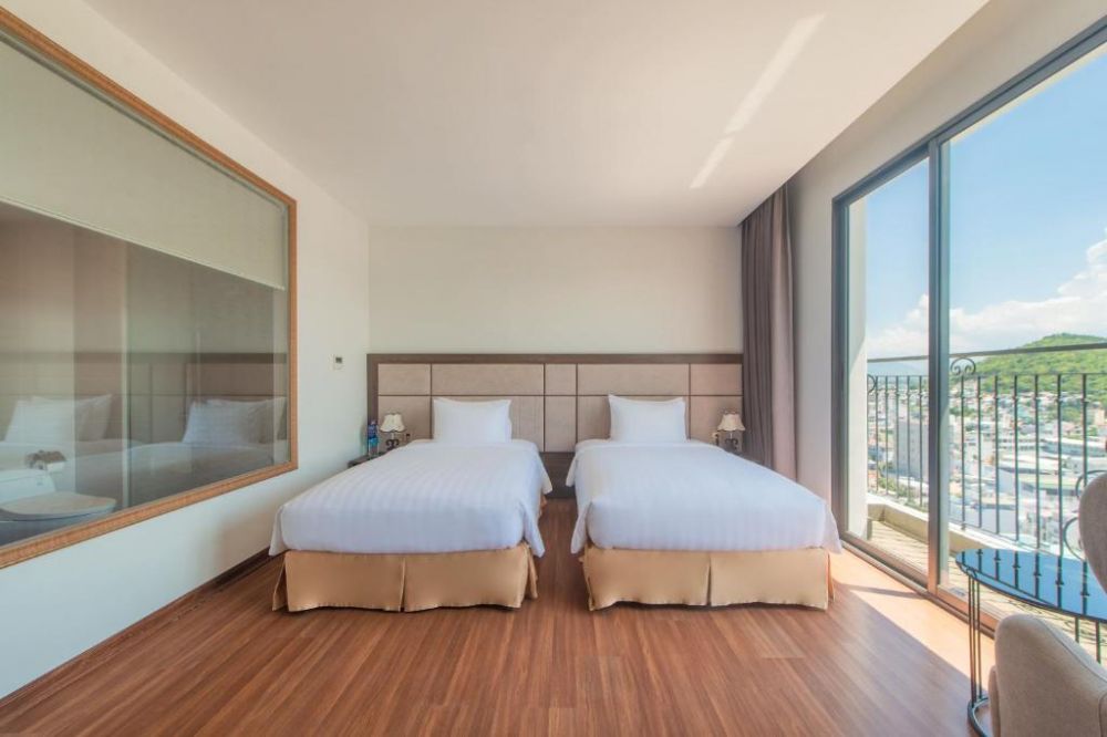 Studio City View, Daphovina Hotel (ex.Aston Nha Trang City Hotel) 4*