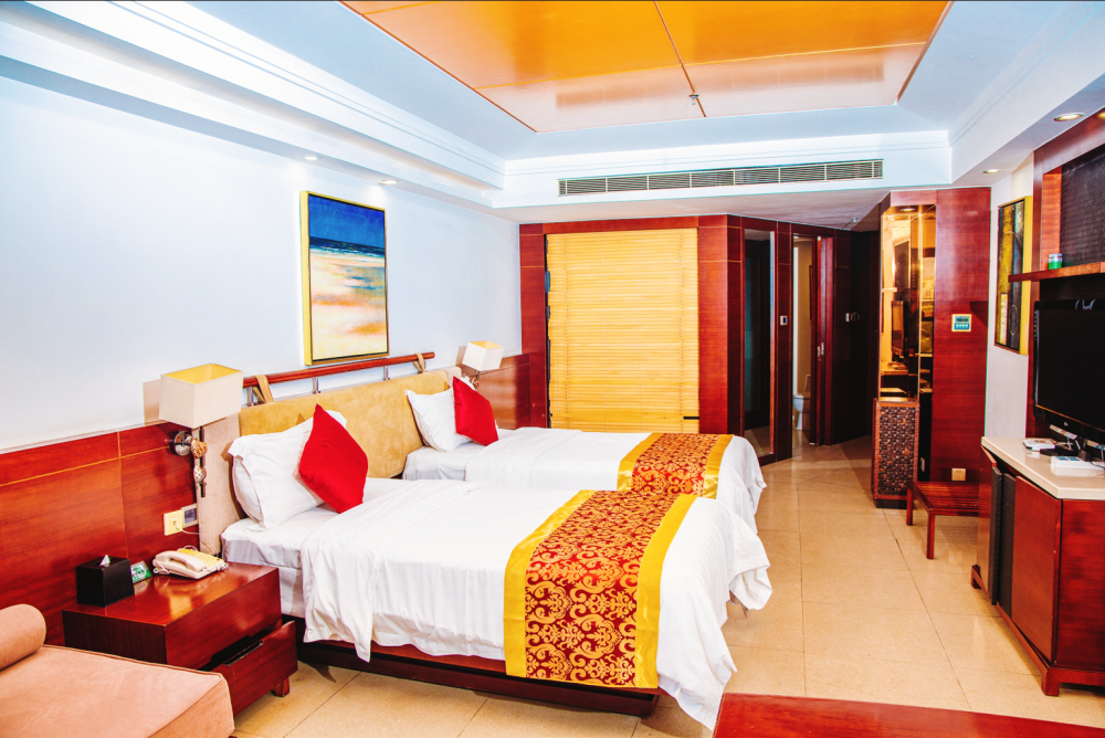 Deluxe Seaview Room, Sanya Marina Sea View Hotel (ex.Marina Spa Hotel Sanya) 4*