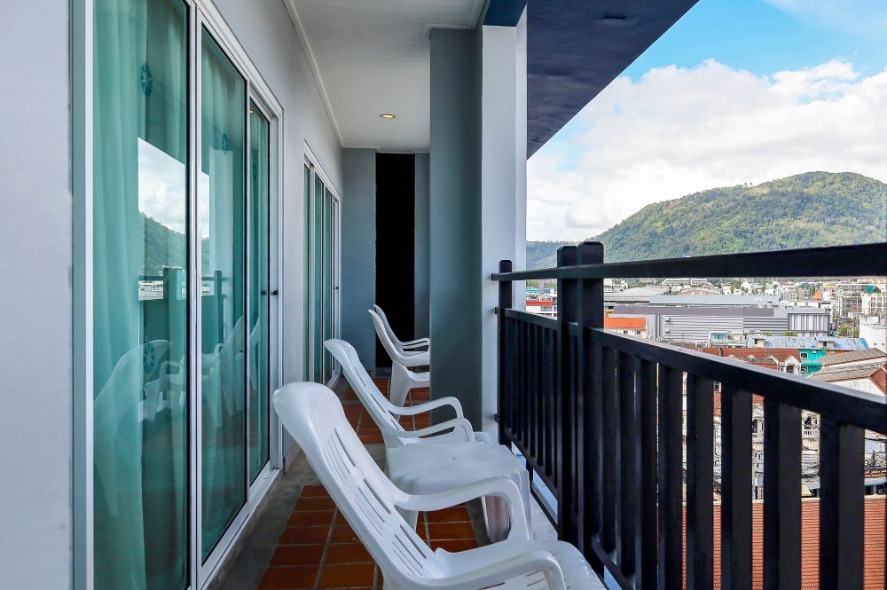 Suite, Amata Patong 4*