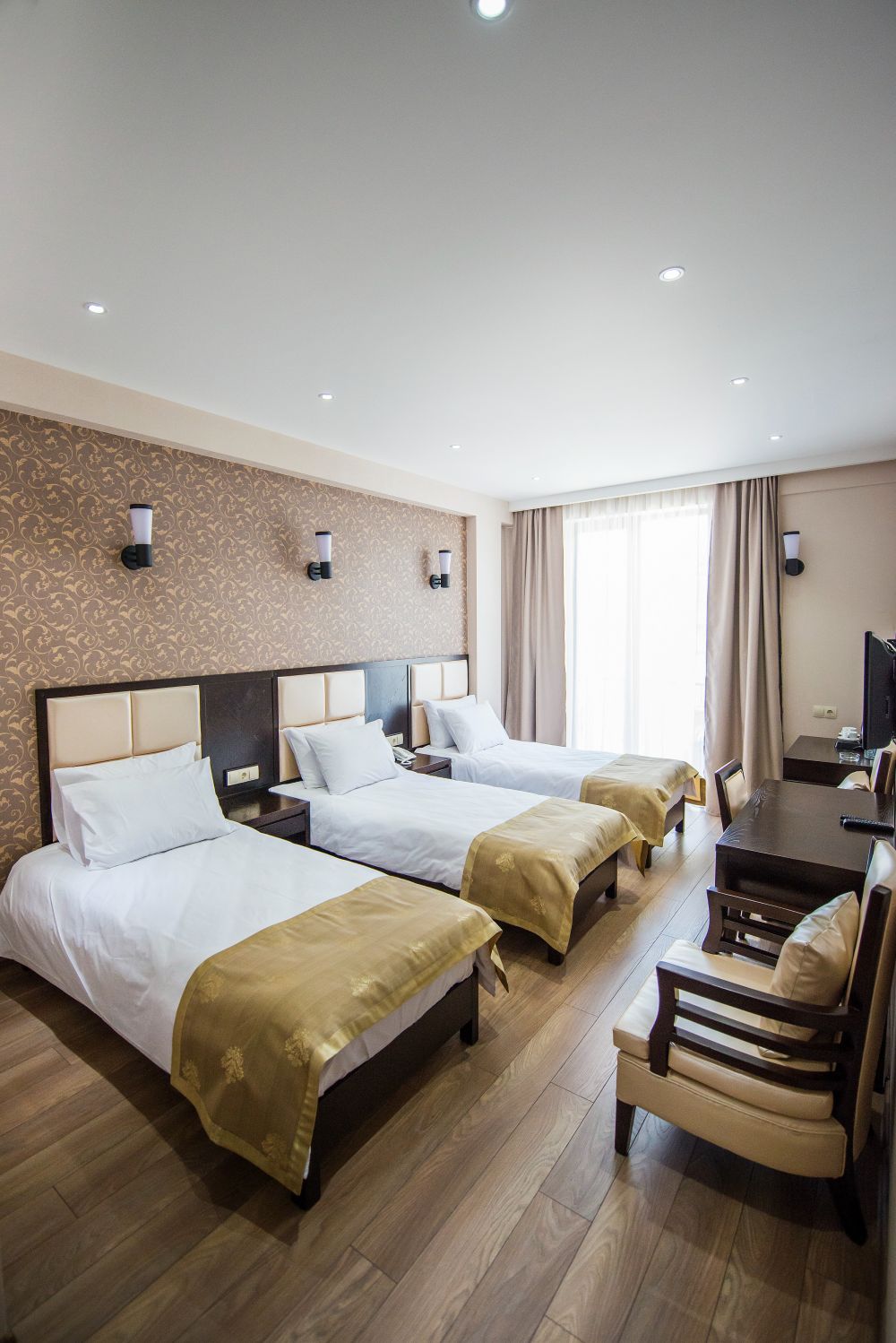 Triple Room, Tbilisi Inn 4*