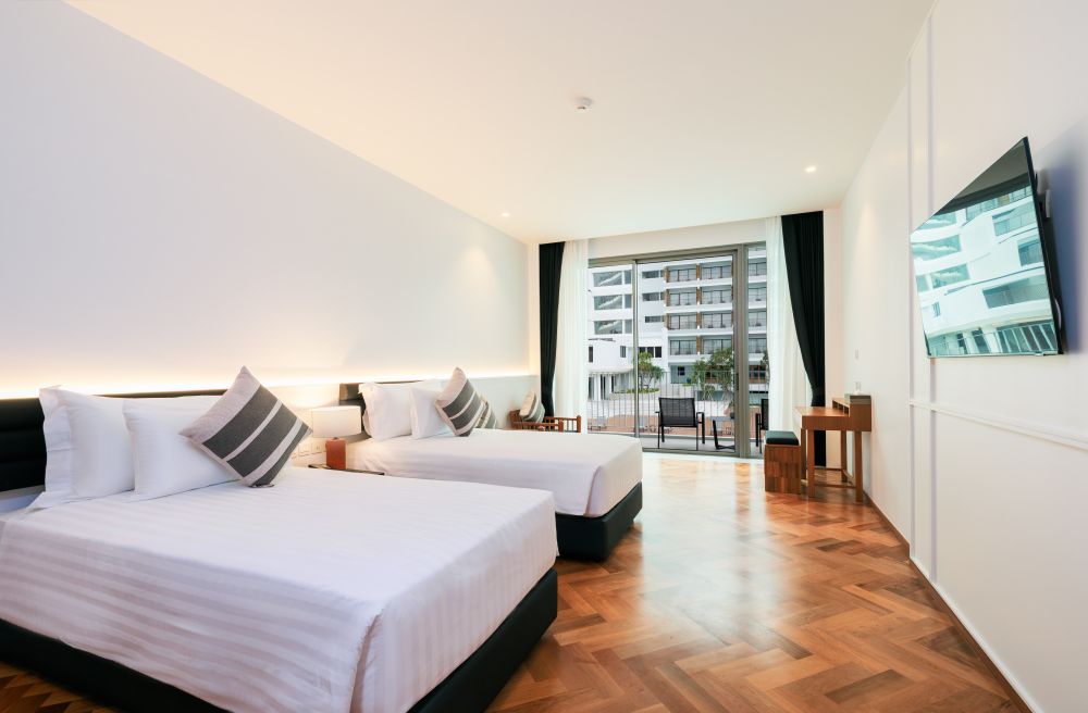Deluxe Room PV/SV, Patong Beach Hotel 4*