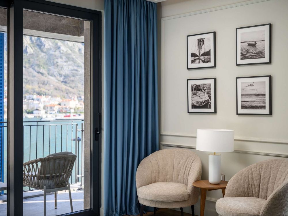 Deluxe Apartment Sea View with 2 Bedrooms, Mövenpick Hotel & Residences Teuta Kotor Bay 5*
