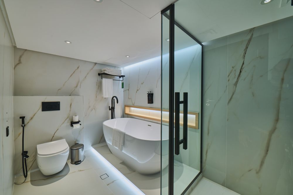 Two-bedroom Penthouse Suite, Ramada Hotel & Suites By Wyndham Jbr (ex. Hawthorn Suites) 4*