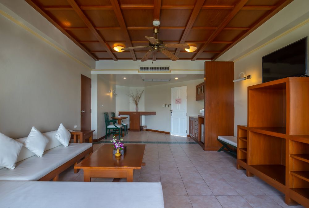 Junior Suite, Karon Princess Hotel 3*