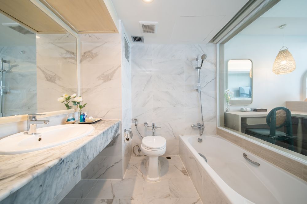Premium Ocean Facing, Cosy Beach Hotel 3+