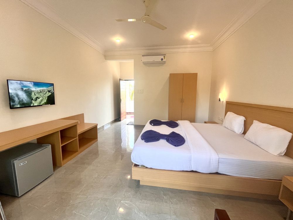 Deluxe, Morjim Sunset 3*
