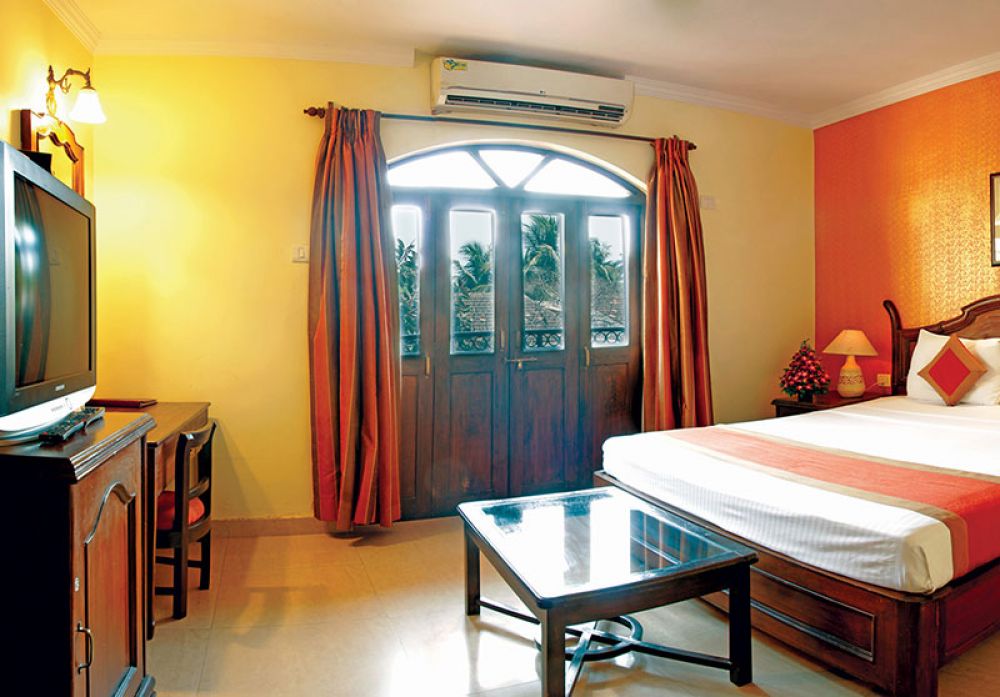 Standard A/C WITH BALCONY, Nazri Resort 3*