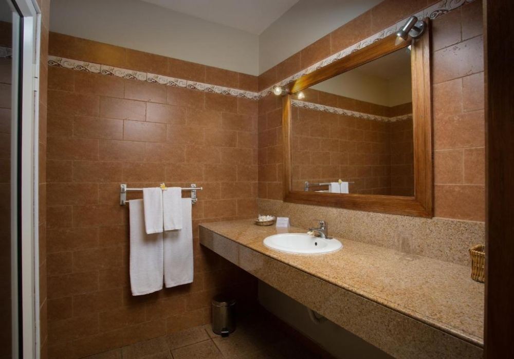 Superior Room, Le Palmiste Resort & Spa 3*