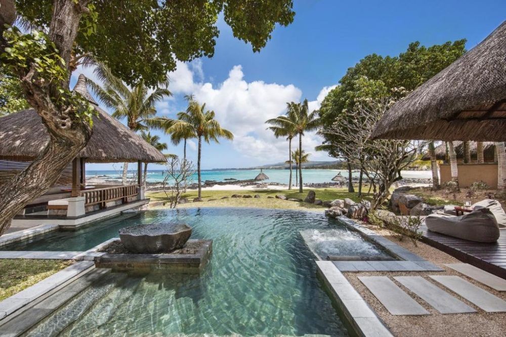 Beachfront Suite Pool Villa Bedroom, Shanti Maurice Resort & Spa 5*