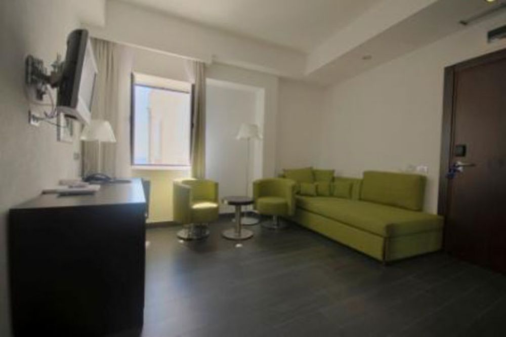 Suite, Astoria Budva 4*