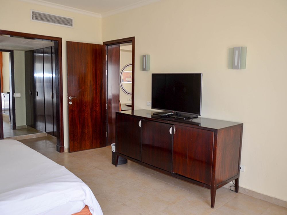 Mountainside Diamond Suite Pool view (ex.Diamond Pool View Suite), Doubletree By Hilton Sharm Bay Resort Mountain Side 4*