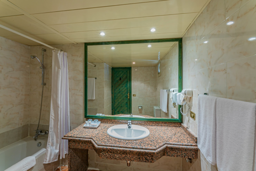 Standard Room/Lagoon View, Arabia Azur 4*