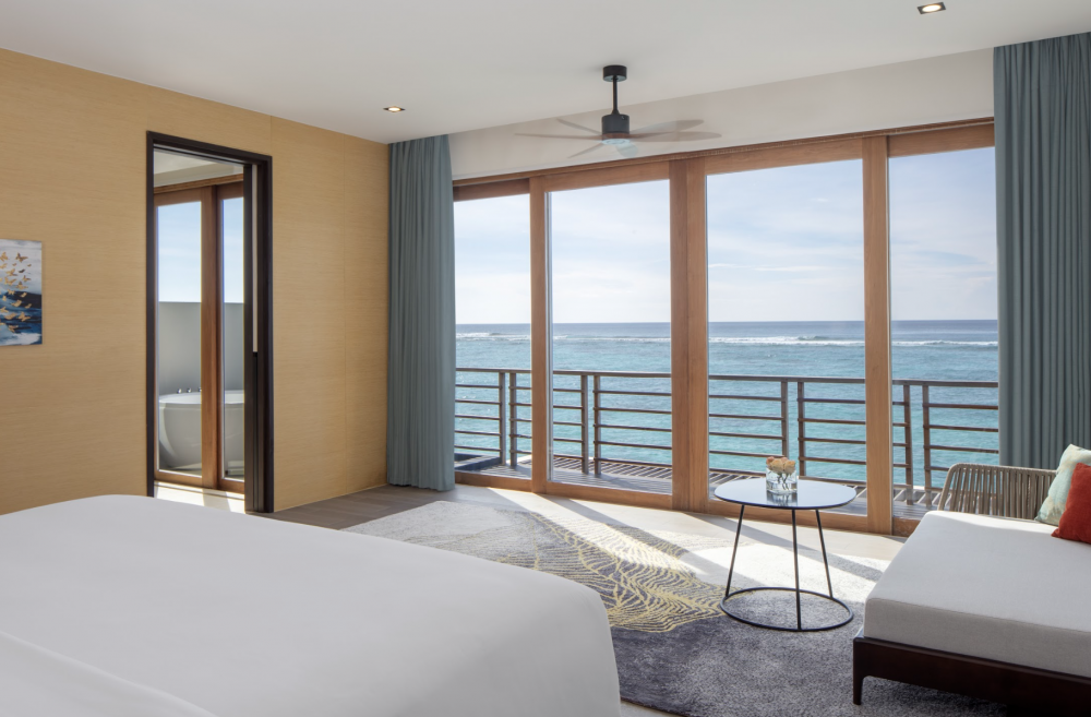 3 Bedroom Overwater Royal Residence, Radisson Blu Maldives 5*