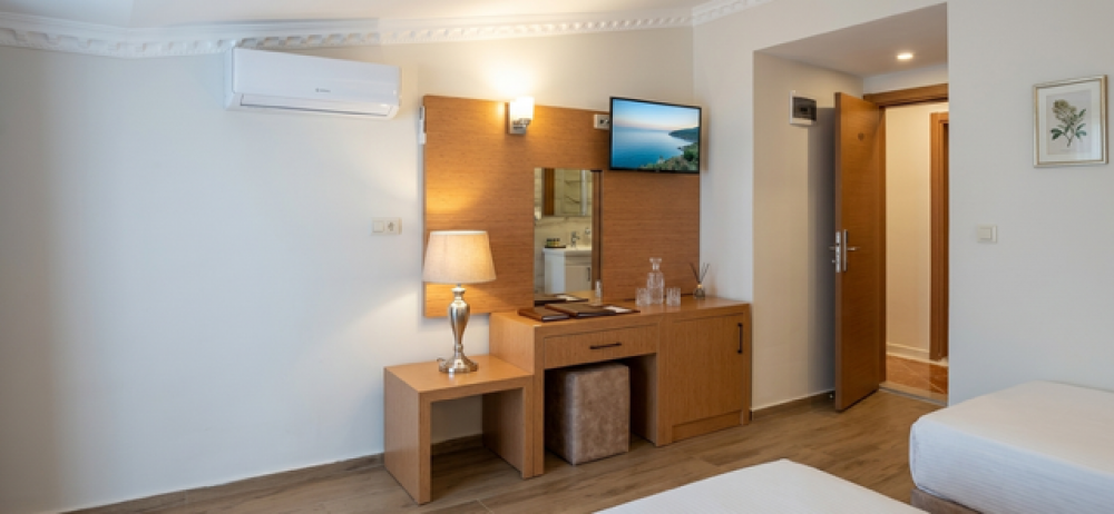 Standard Room, Britannia Hotel 3*