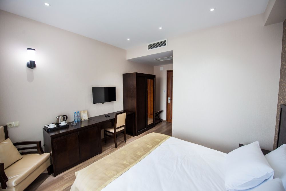 Single Room, Tbilisi Inn 4*
