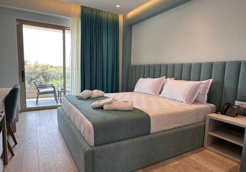 Deluxe Room Garden/ Sea View, Seacoast Resort Halkidiki 5*