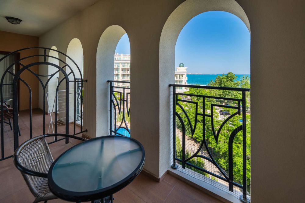Suite, Festa Via Pontica 4*
