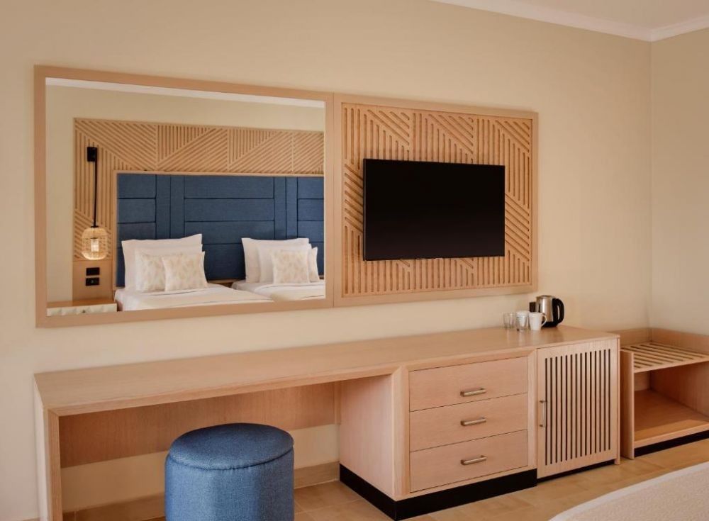 Standard, Coral Sea Water World 5*