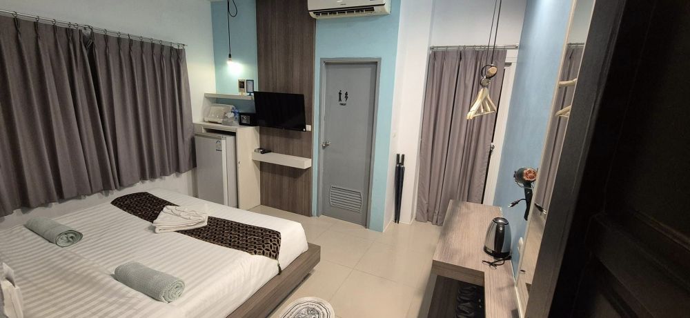 STANDARD BUDGET ROOM COMPACT BALCONY, Hotel The Journey Patong New 3*