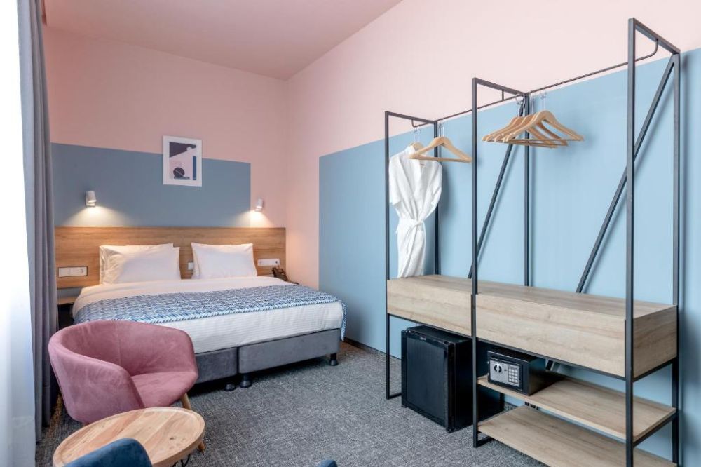 superior king with balcony, Vera Hills 4*