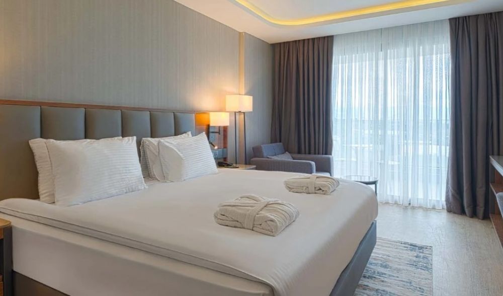 Standard Land View/ Pool View, Wyndham Alanya 5*