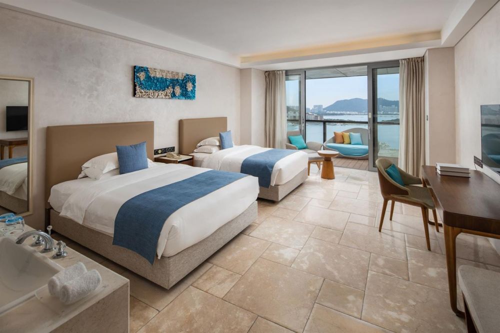 Deluxe Ocean View Twin Room (ex.Senior Ocean View Room), Phoenix Island Resort Sanya 5*