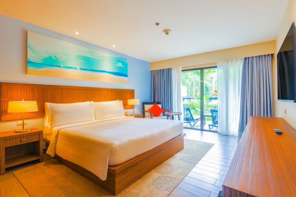 1 King 1 Bunk Family Suite, Holiday Inn Resort Phuket Surin Beach (ex. Destination Resorts Phuket Surin Beach) 4*