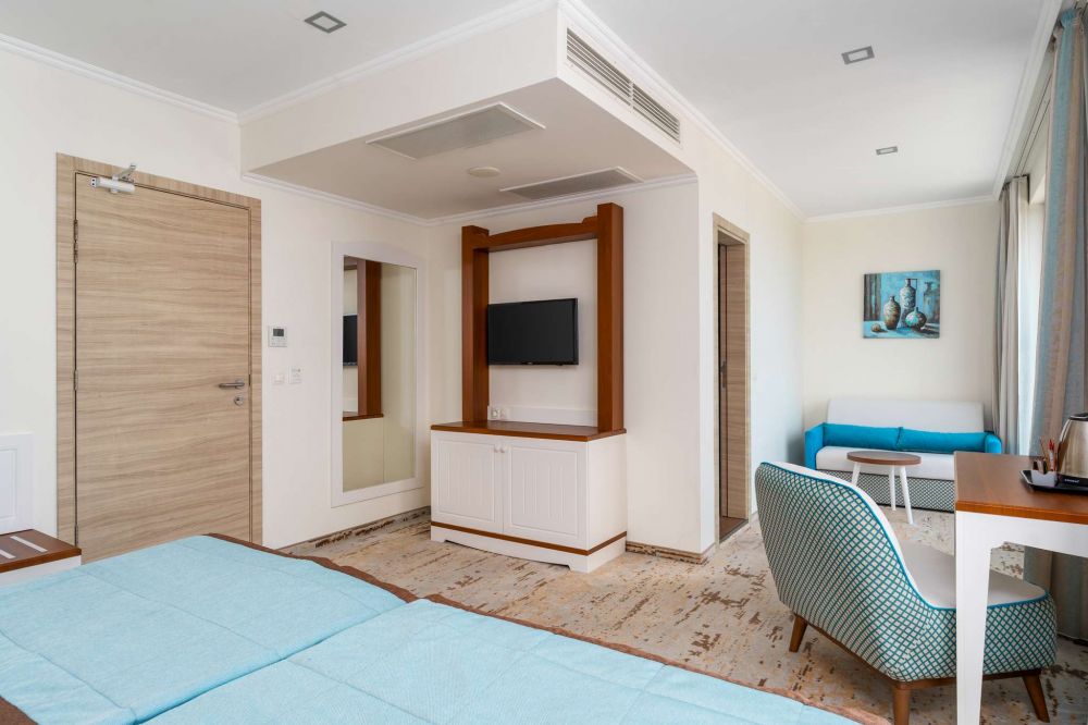 Superior Twin Room Sea View, Festa Via Pontica 4*