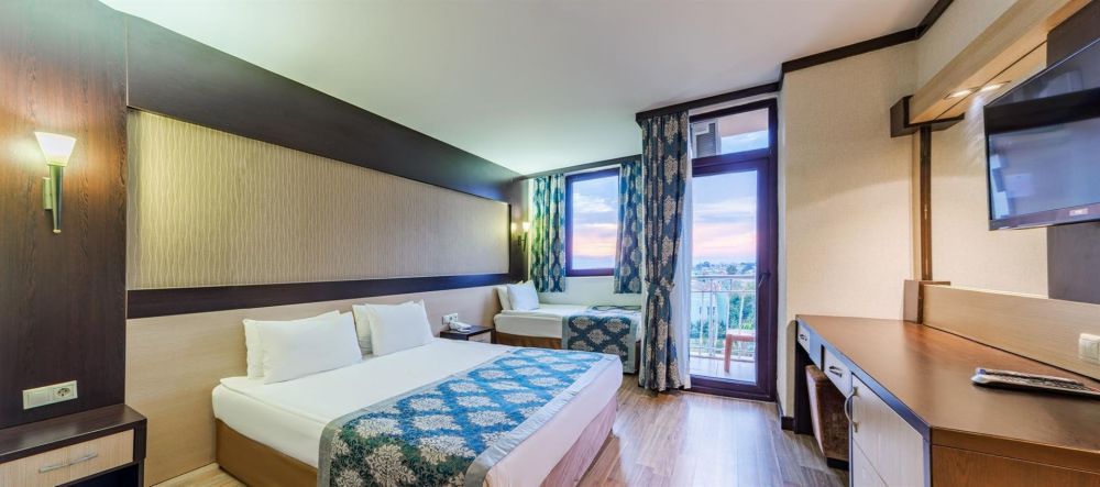 Standard Room, Amon Hotels 4*