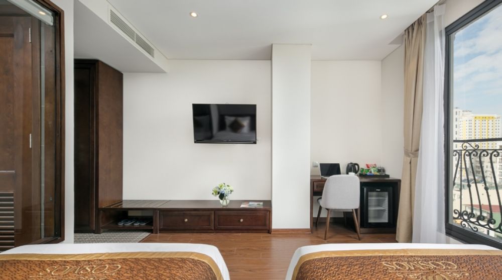 Deluxe CV, Cosmos Hotel Danang 3*