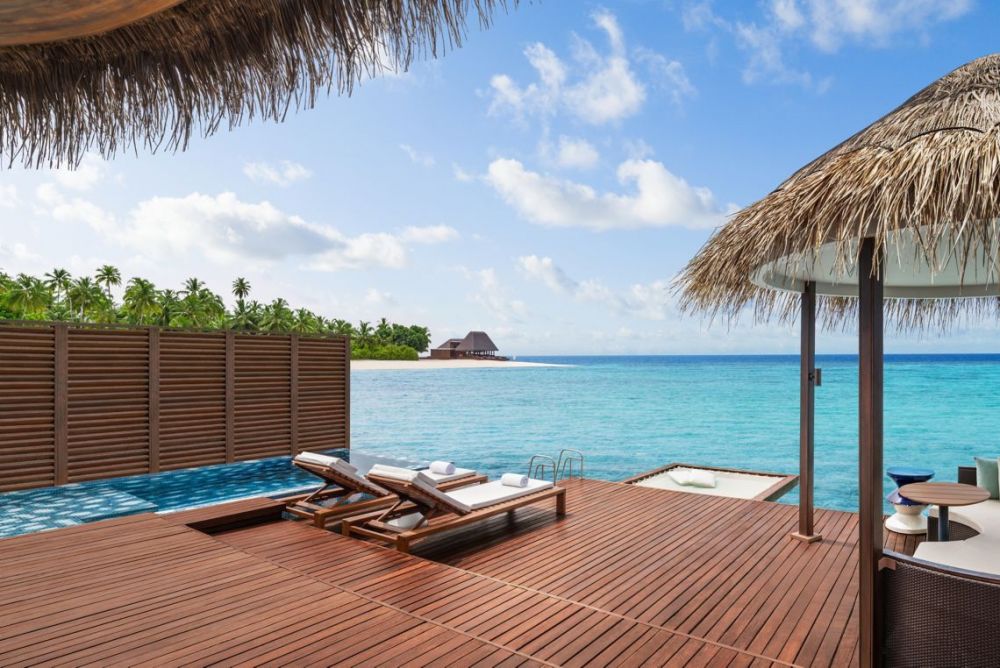 Superior Overwater One-bedroom Villa, W Maldives 5*