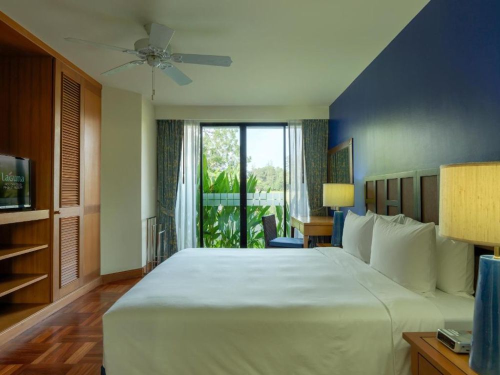 Two Bedroom Suite, HOMM Suites Laguna (ex. Laguna Holiday Club) 4*