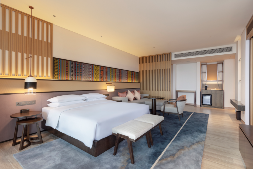 King / Twin Bed Ocean View Club Access, Hyatt Regency Sanya TianLiBay 5*